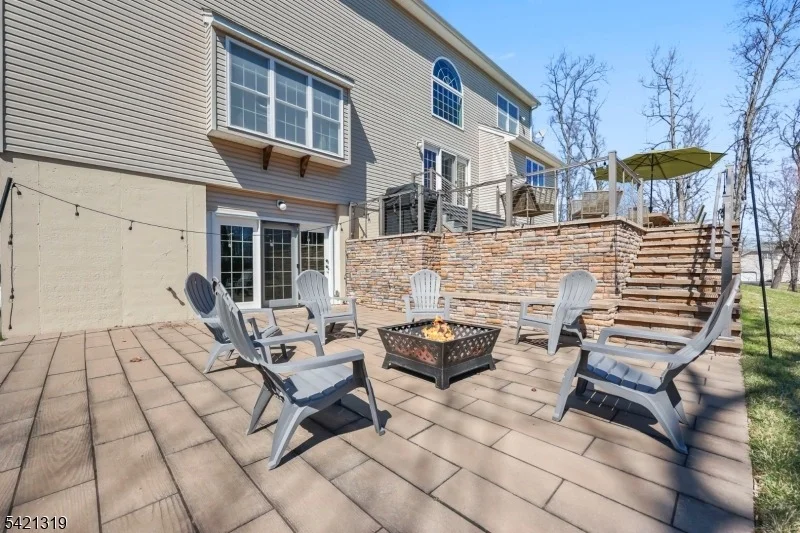 Photo of 12 Skyline Dr
