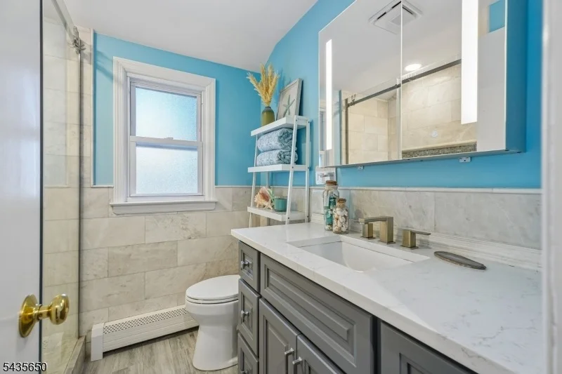 Photo of 2 Knapp Ave