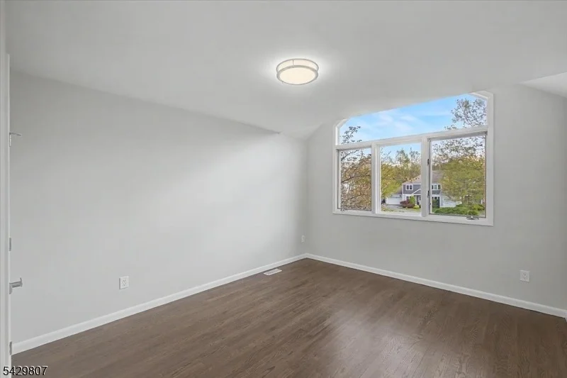 Photo of 74 Cobbler Sq