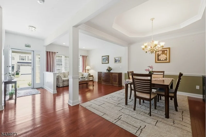 Photo of 81 Washington Square Circle