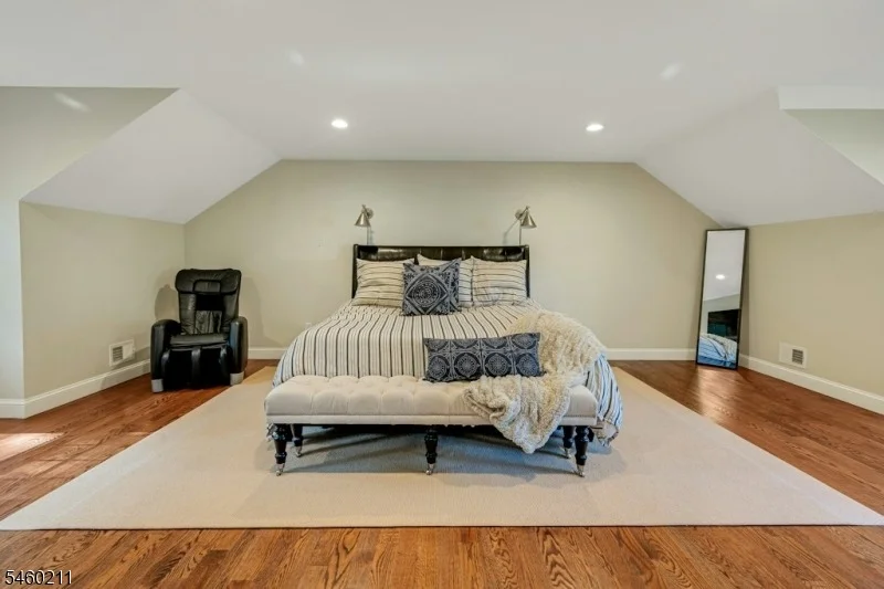 Photo of 260 Ashland Rd