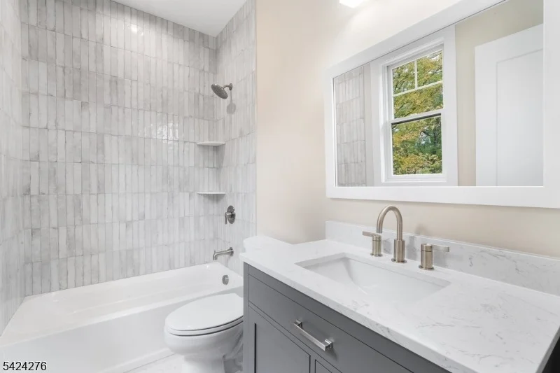 Photo of 3 Brookside Dr