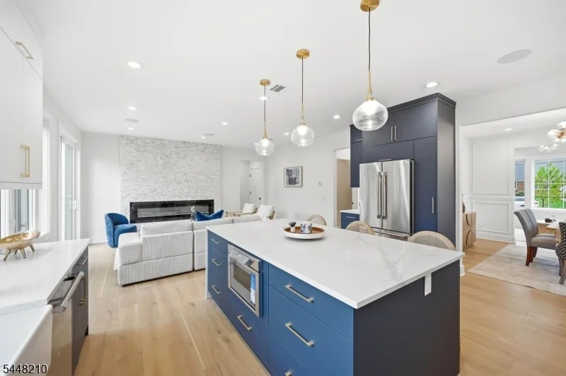 Photo of 936 Beverly Dr