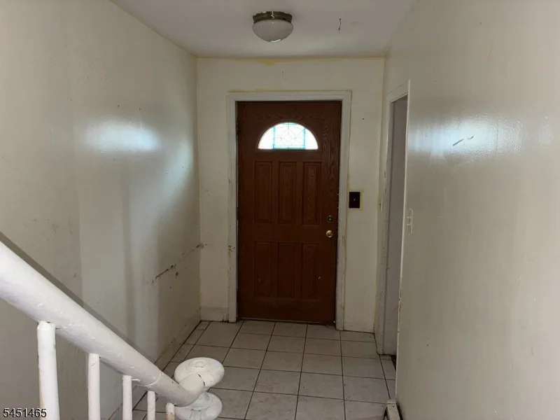 Photo of 145 Ward St