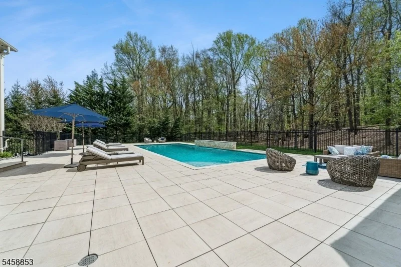 Photo of 20 Pheasant Ln