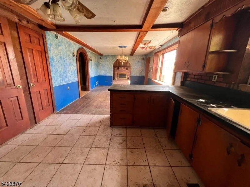 Photo of 900 Primrose Path