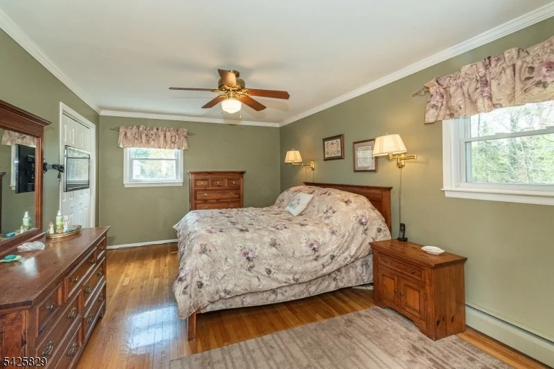 Photo of 12 Henry St