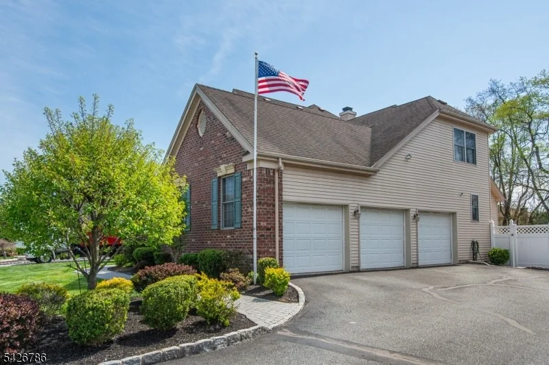 Photo of 20 Ralph Dr