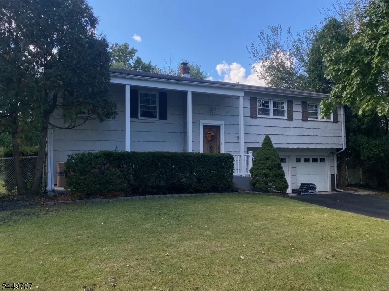 Photo of 70 Appleman Rd