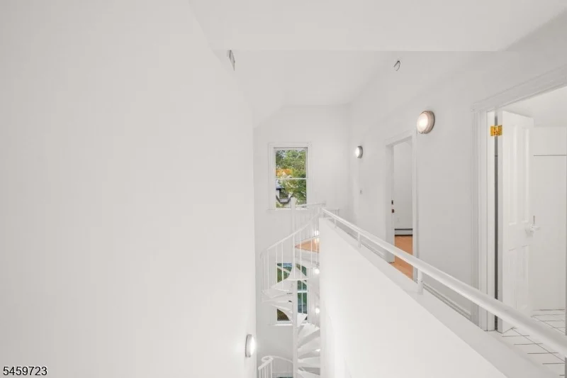 Photo of 303 Upper Mountain Avenue