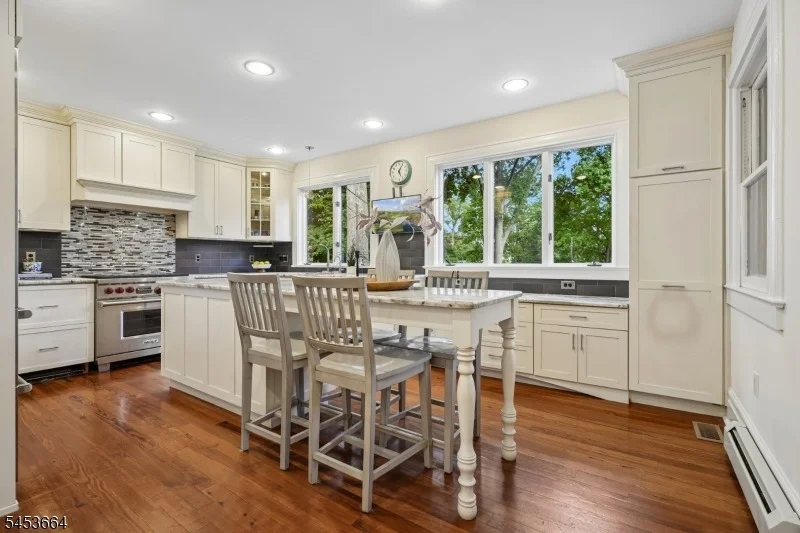 Photo of 6 Edgehill Rd