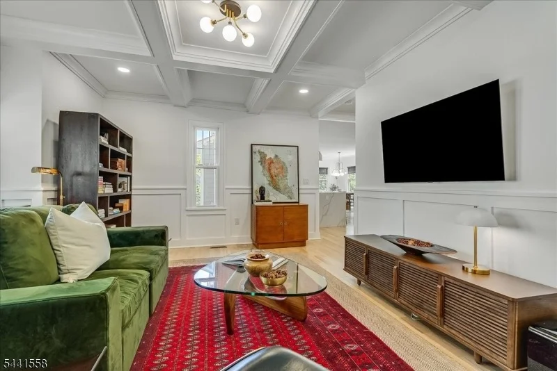 Photo of 27 Montclair Ave