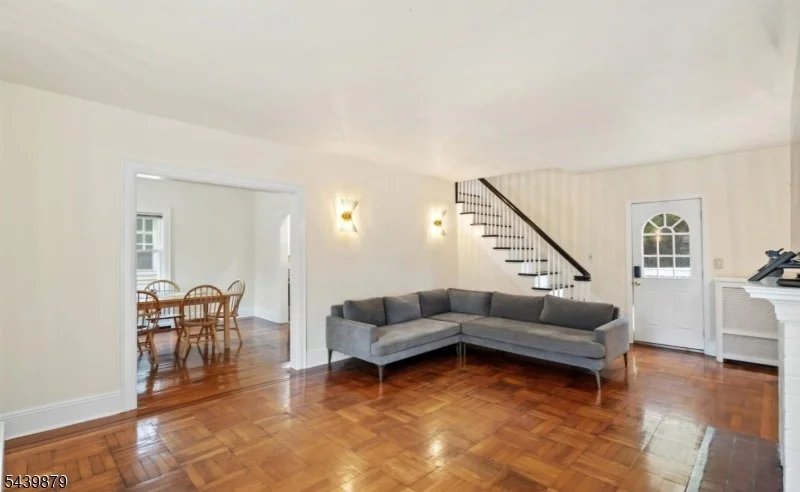 Photo of 401 Conrad Rd