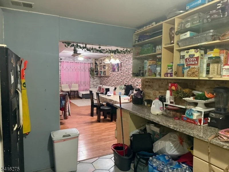 Photo of 39 Sunset Ave