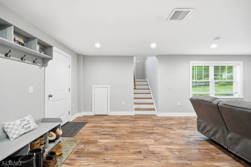 Photo of 461 Westbrook Rd