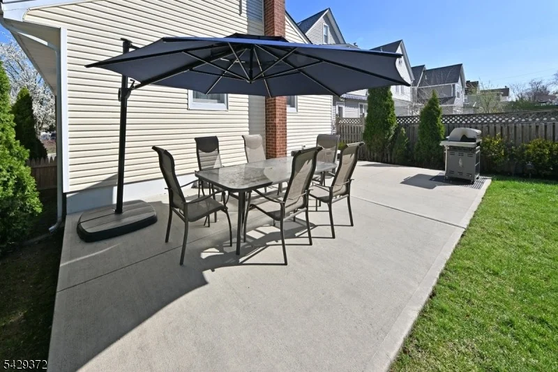 Photo of 39 Niagara St