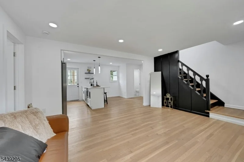 Photo of 12 Lerome Pl
