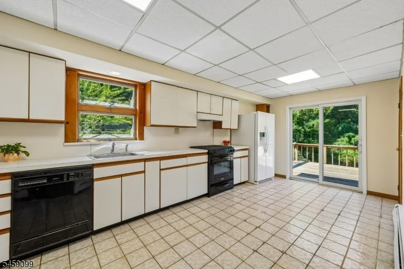 Photo of 327 Saint Cloud Ave