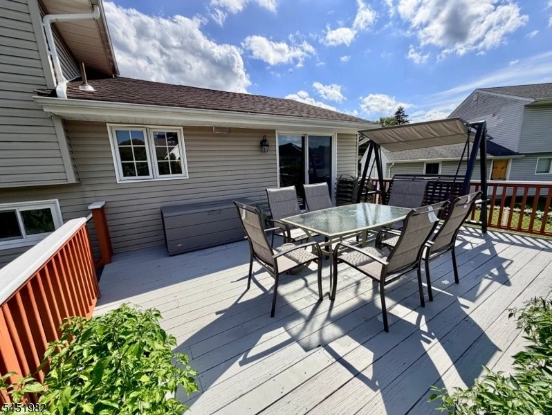 Photo of 114 Sandra Dr