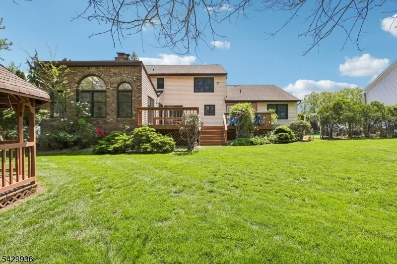 Photo of 28 Verkade Dr