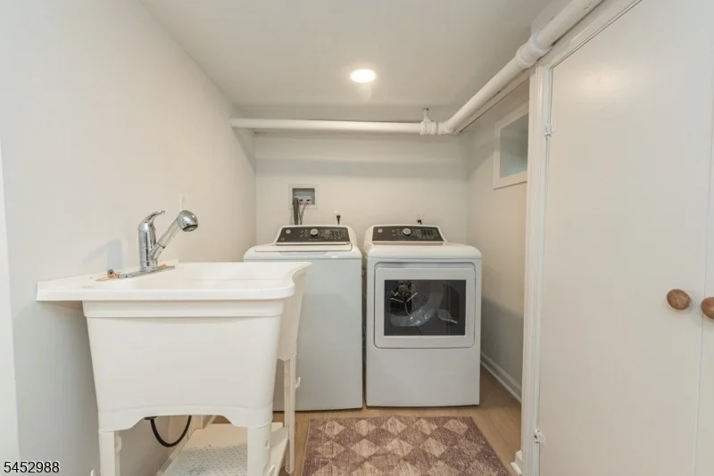 Photo of 22 Euclid Pl