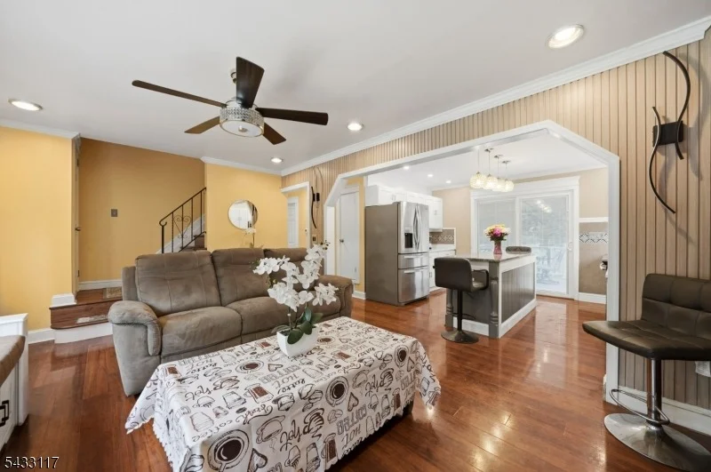 Photo of 52 Barbara Dr