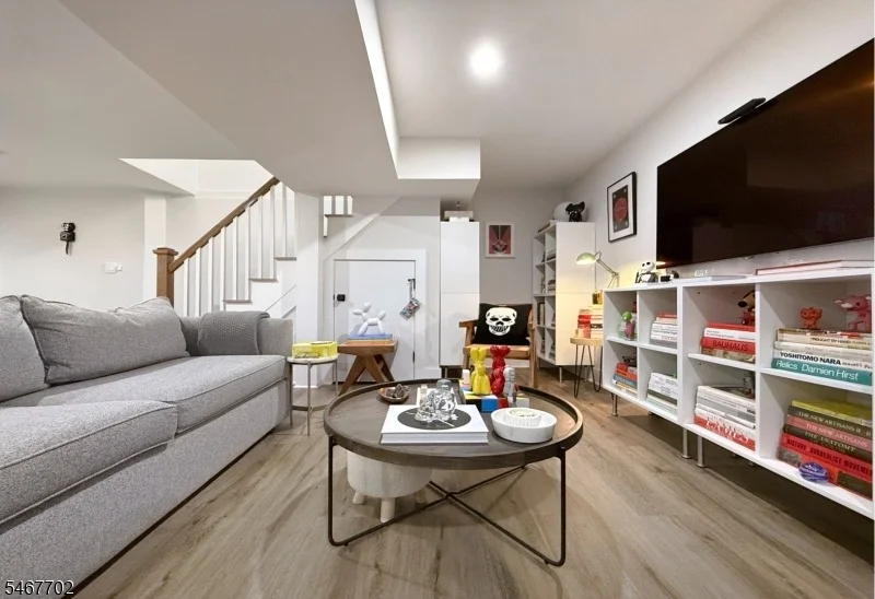 Photo of 46 Ridgeway Ave