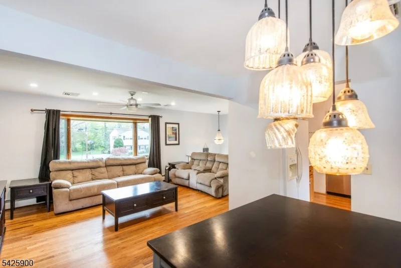 Photo of 17 Cole Rd