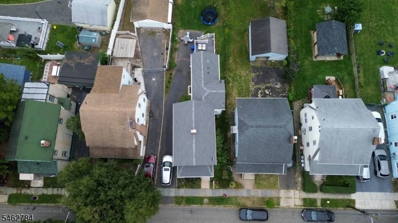 Photo of 35 Clinton St