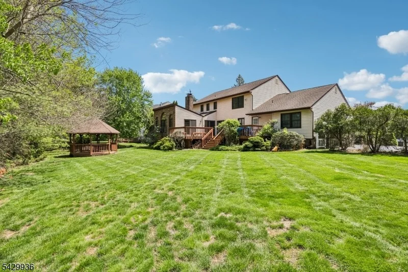 Photo of 28 Verkade Dr