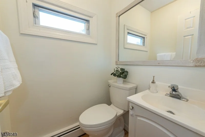 Photo of 27 Bogert Rd