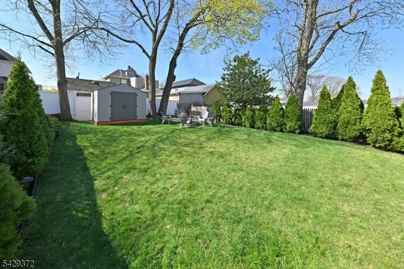 Photo of 39 Niagara St