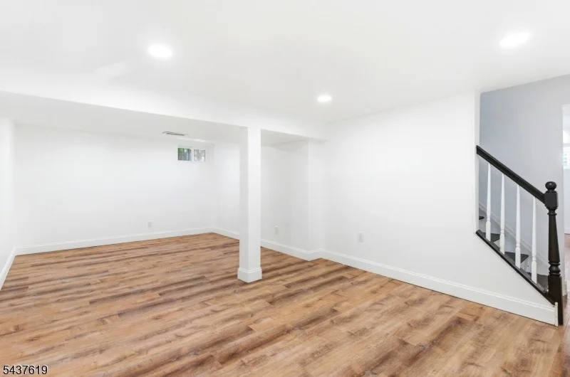 Photo of 135 Kenzel Ave