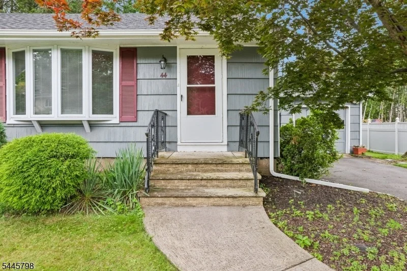Photo of 44 Rumana Rd