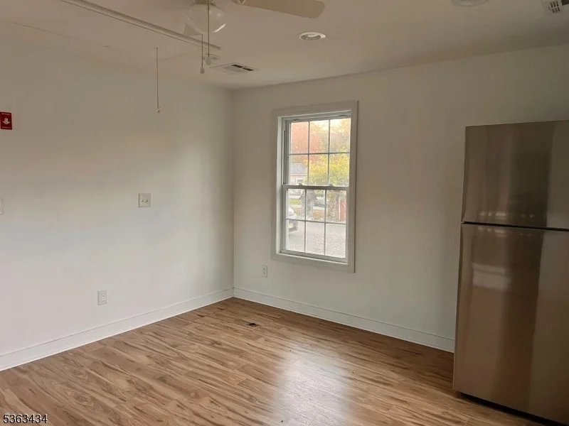Photo of 7 River Rd