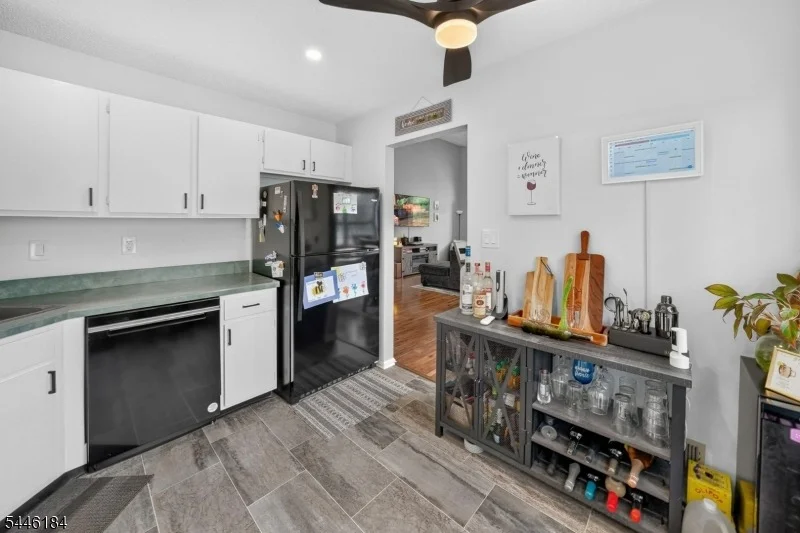 Photo of 161 Gregory Ln