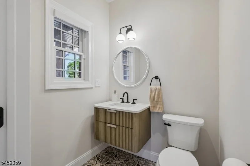 Photo of 231 Mountain Ave