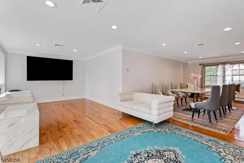 Photo of 64 Spring Valley Rd