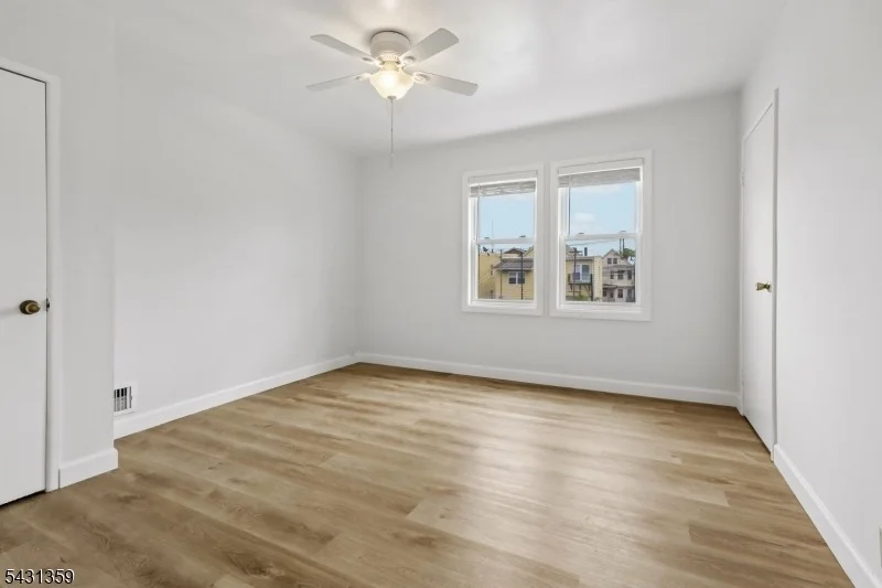 Photo of 63 Garrison St