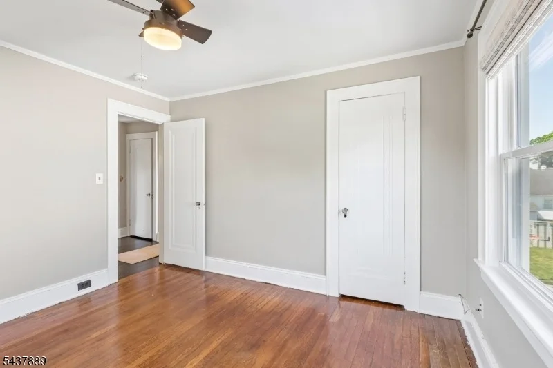 Photo of 1032 Kipling Rd