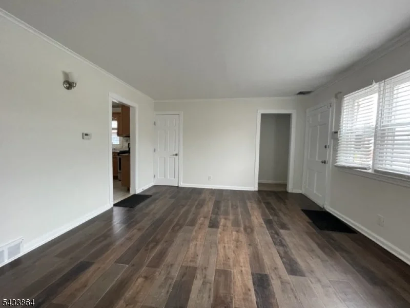 Photo of 1584 Walker Ave