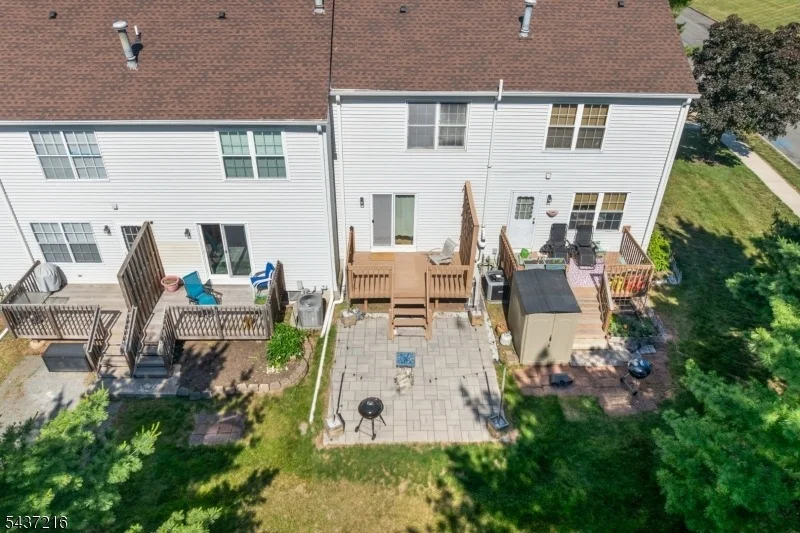 Photo of 902 Wetherburn Ct