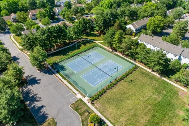 Photo of 902 Wetherburn Ct