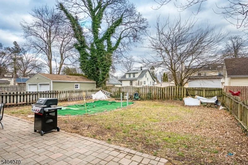 Photo of 228 Oneida Pl