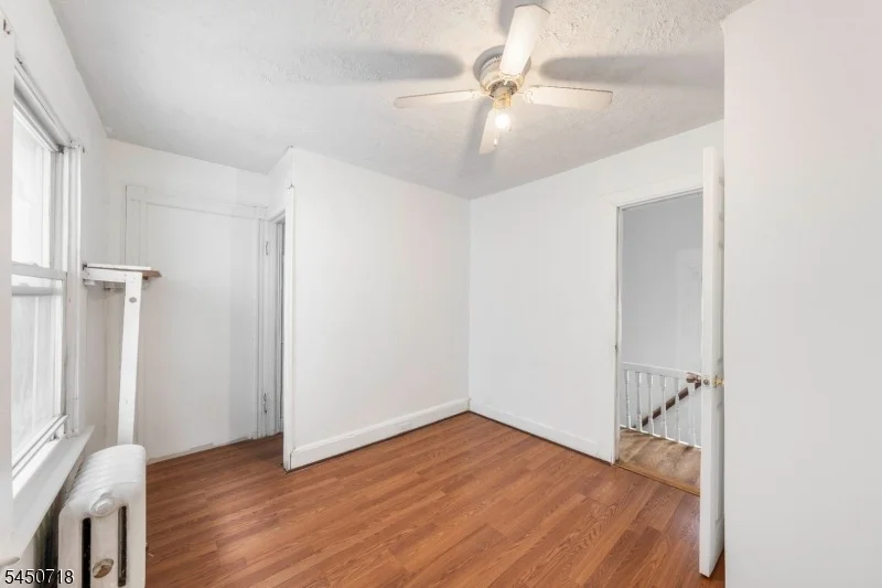 Photo of 352 Forest St