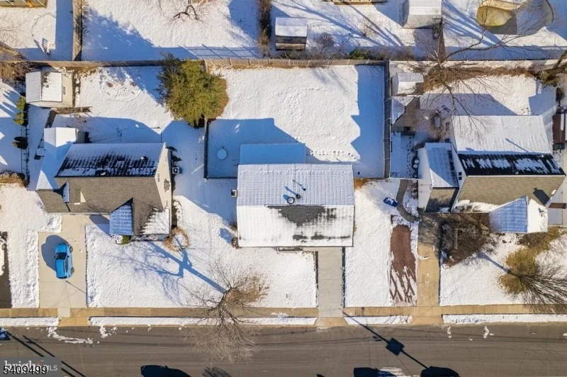 Photo of 33 Sycamore Dr
