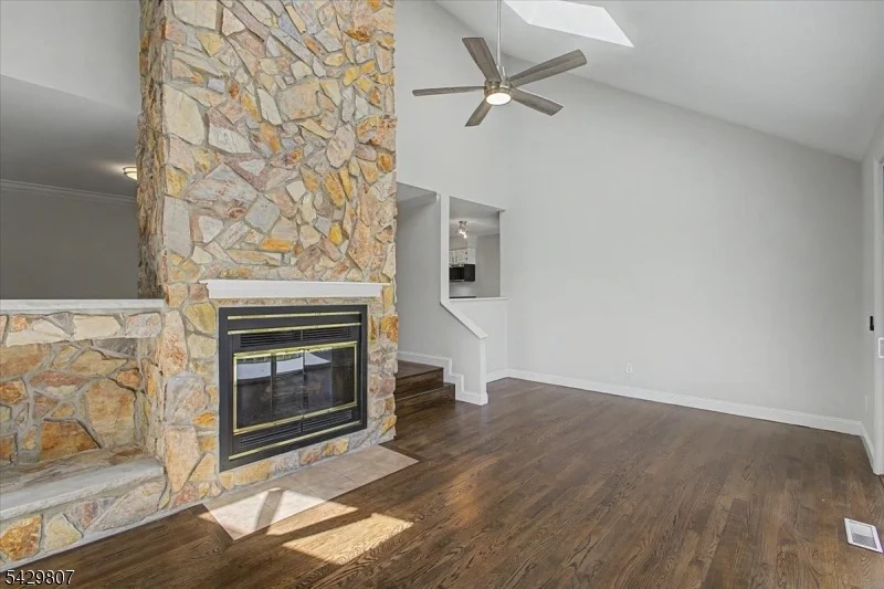 Photo of 74 Cobbler Sq