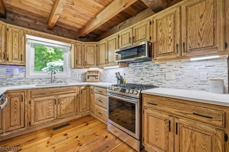 Photo of 35 Mockingbird