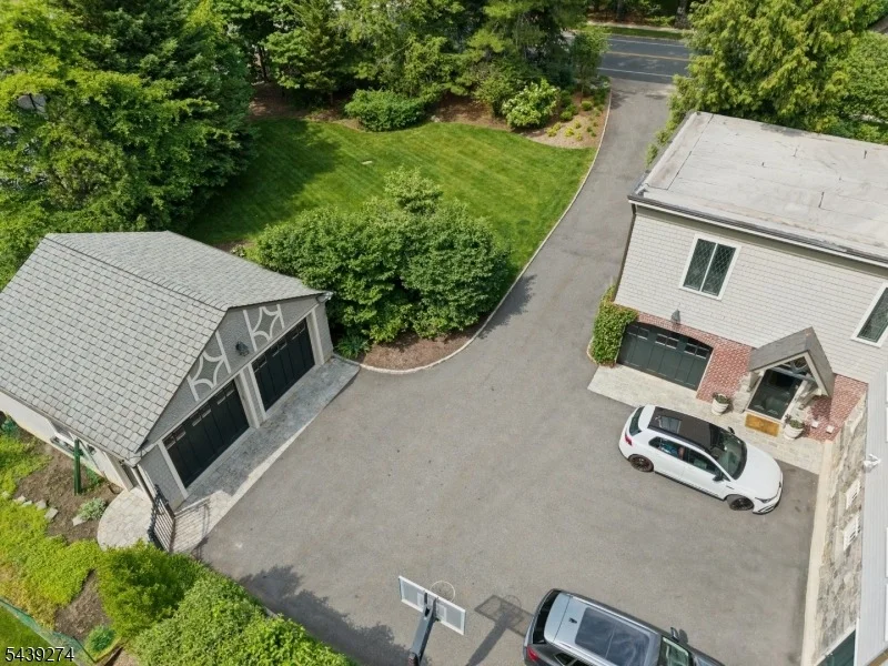 Photo of 230 Springfield Ave
