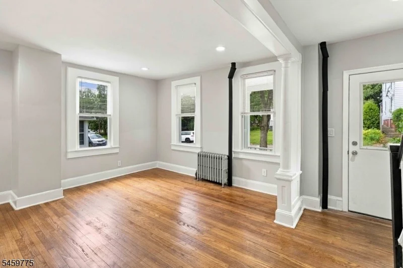 Photo of 13 Malcolm St